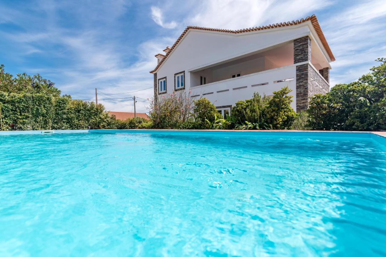 Vip House - Pool & Beach In Caparica 차르네카 외부 사진