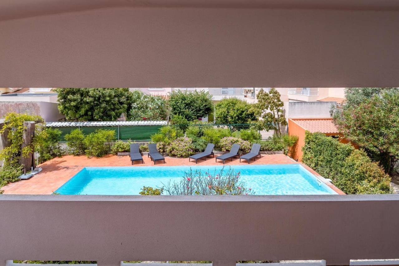 Vip House - Pool & Beach In Caparica 차르네카 외부 사진