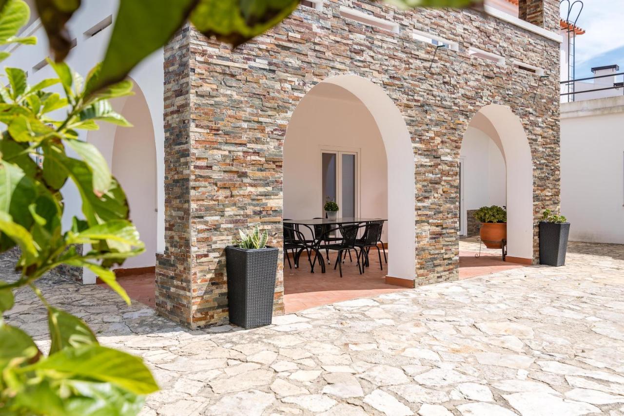 Vip House - Pool & Beach In Caparica 차르네카 외부 사진