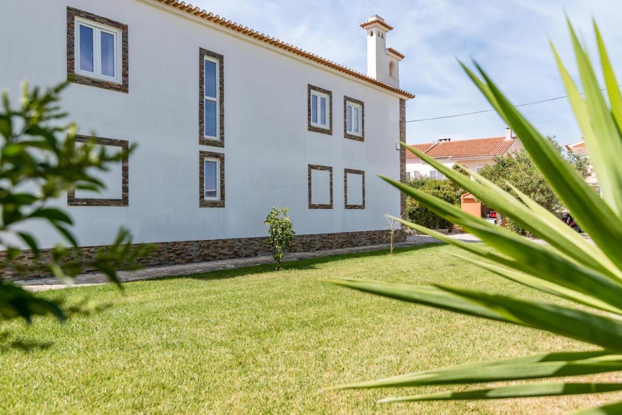 Vip House - Pool & Beach In Caparica 차르네카 외부 사진