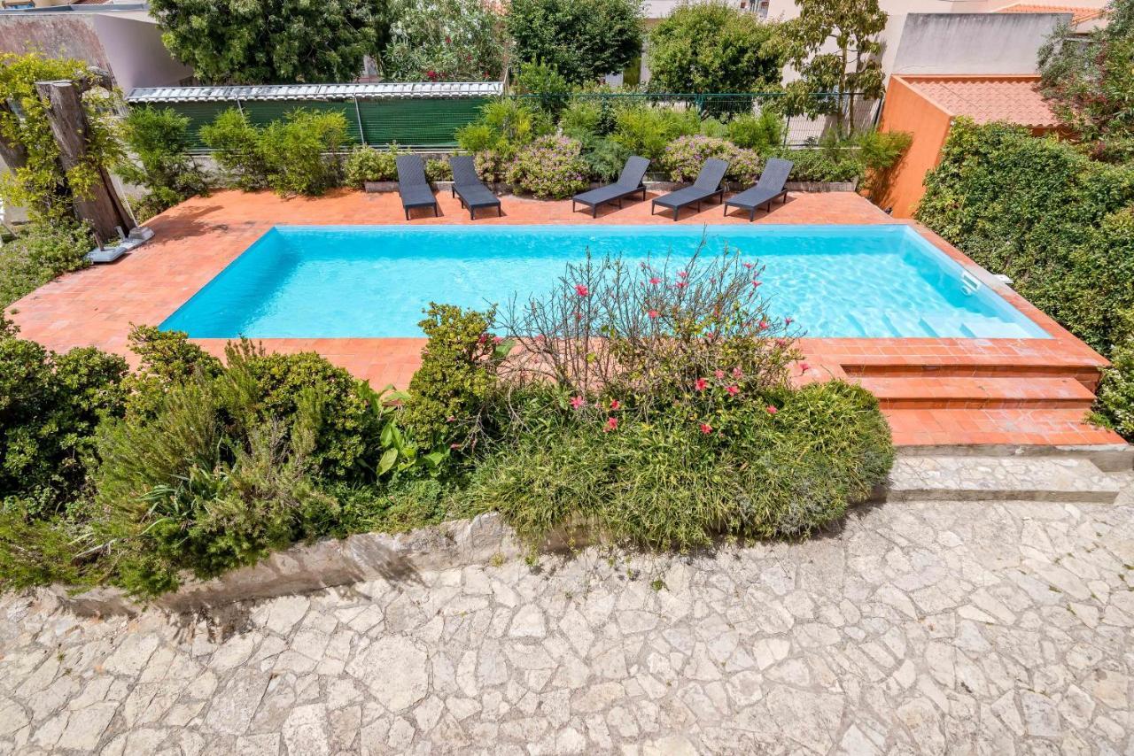 Vip House - Pool & Beach In Caparica 차르네카 외부 사진