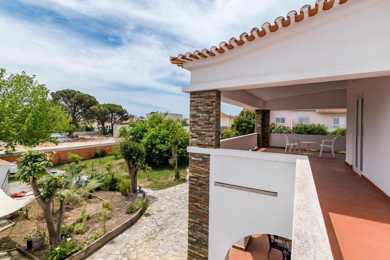 Vip House - Pool & Beach In Caparica 차르네카 외부 사진